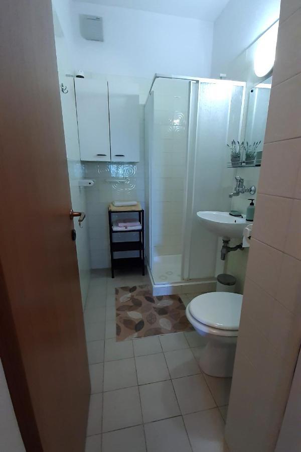 Apartments By The Sea Seget Vranjica, Trogir - 7508 Εξωτερικό φωτογραφία